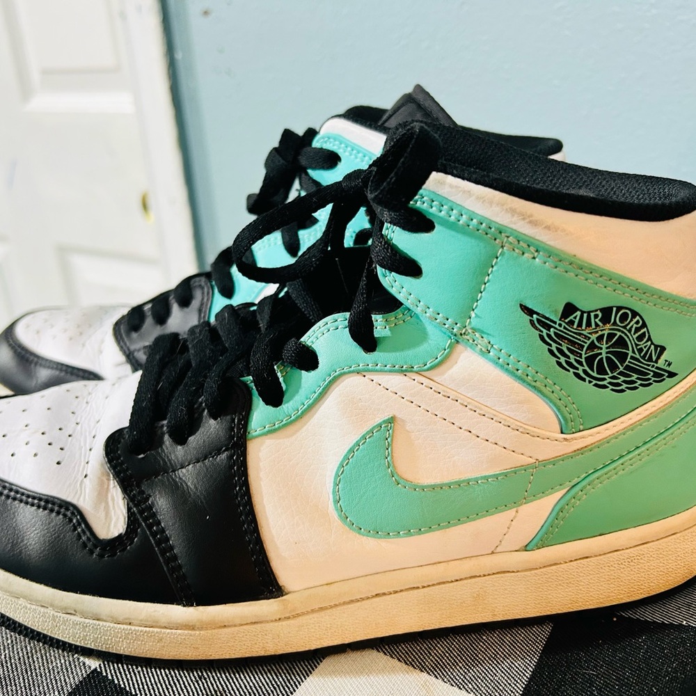 Air Jordan High-Top Sneakers - Black and Teal